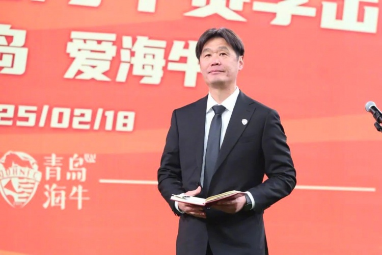  多名媒體人士點(diǎn)評(píng)海牛：引援老中青都有，就看李霄鵬的捏合能力了