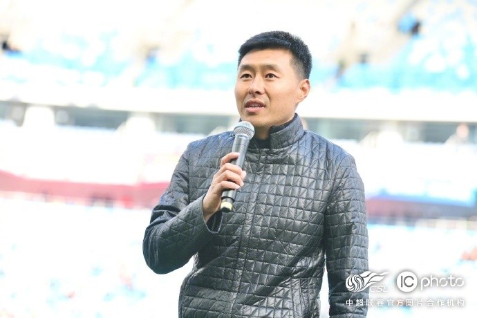  感謝姜寧和劉震理為中國足球、青島足球、青島海牛做出的貢獻(xiàn)