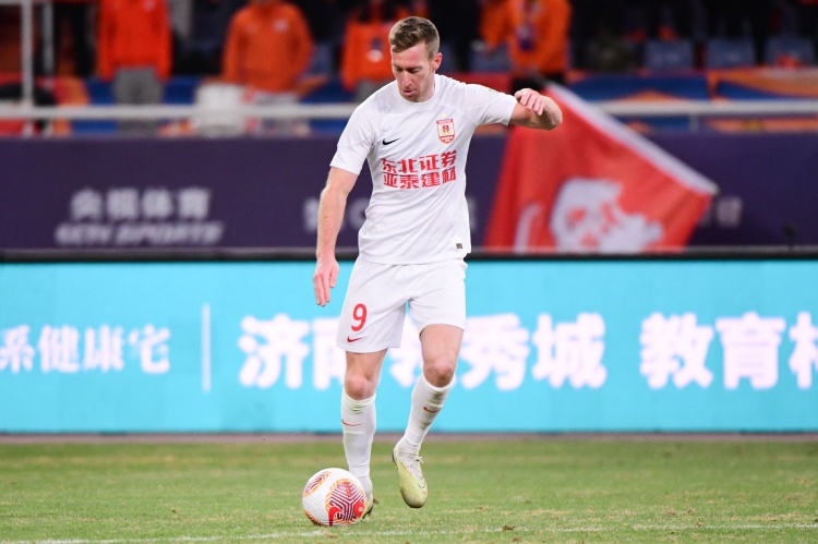  熱身賽：長春亞泰2-1青島海牛 貝里奇、奧莫伊胡安弗破門???